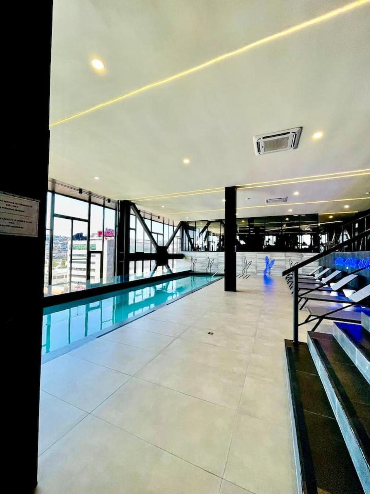 Sie7E By Cosmopolitan Tijuana Apartment Bagian luar foto